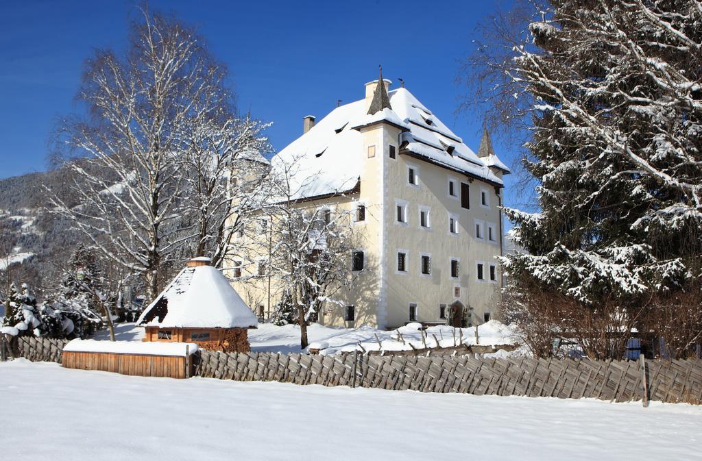 Schloss Saalhof Maishofen Buitenkant foto